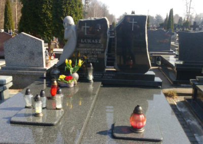nagrobki białystok gromek